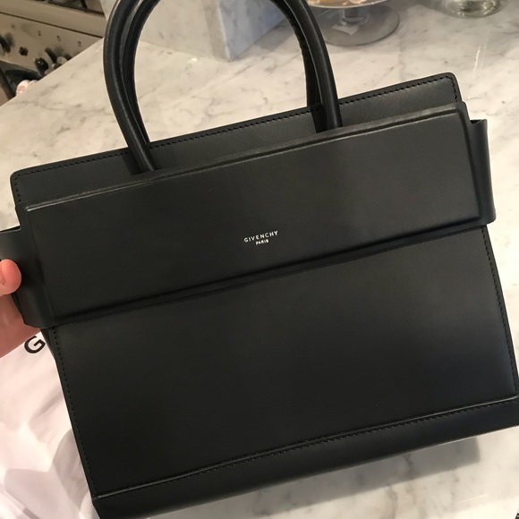 givenchy horizon mini